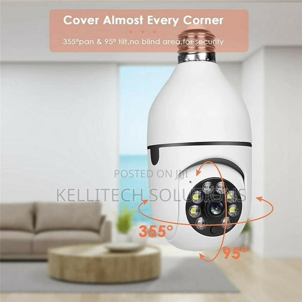 360 Degree Wifi CCTV Bulb Camera · Photo 2