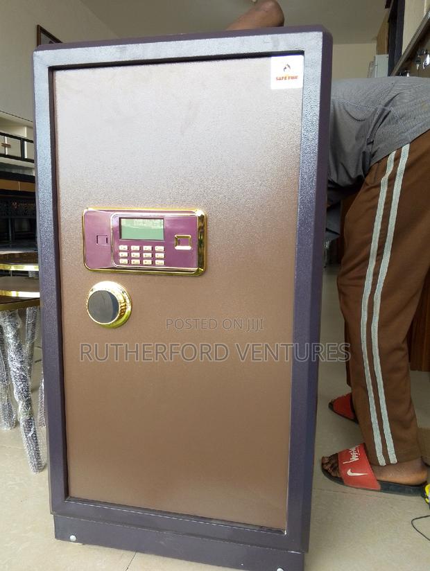 Fireproof Money Safe · Photo 1