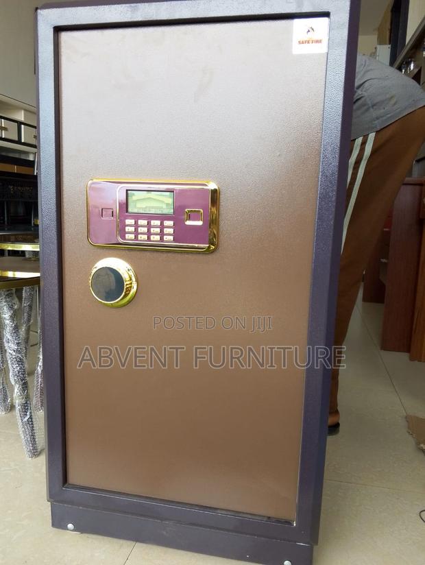 Fireproof Heavy Money Safe · Photo 1