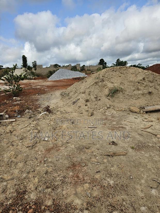 Estate Lands for Sale, No Litigation · Photo 1
