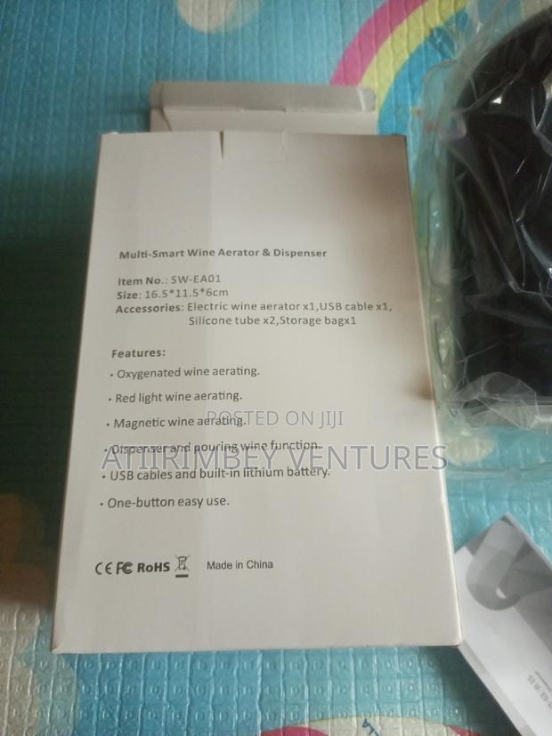 USB Rechargeable Wine Dispenser or Aerator · Photo 2