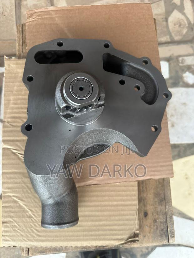 Genuine Water Pump for CAT JCB BACKHOE · Photo 3
