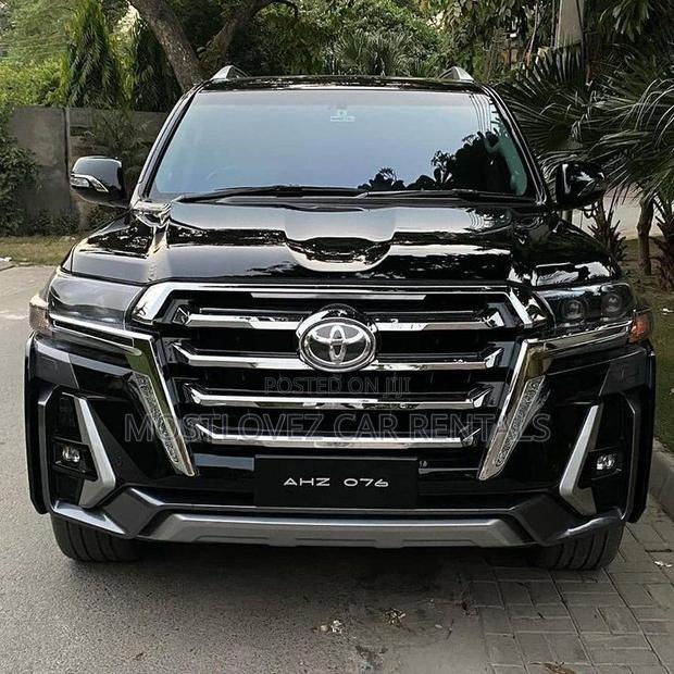Car Hire- Toyota Landcruisers for Rent- 7 Passengers 4X4 · Photo 3