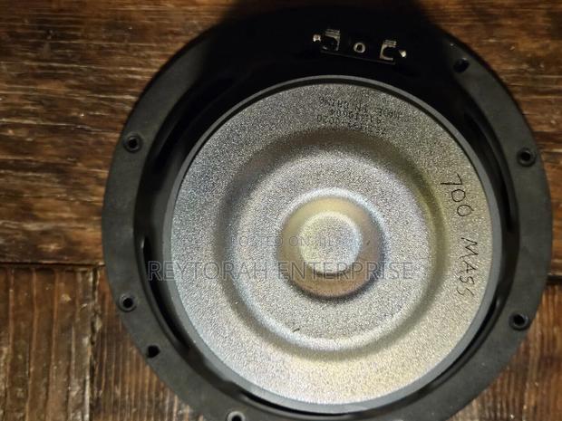 Bose Acoustimass 300 Bass Module 700 Speaker · Photo 3