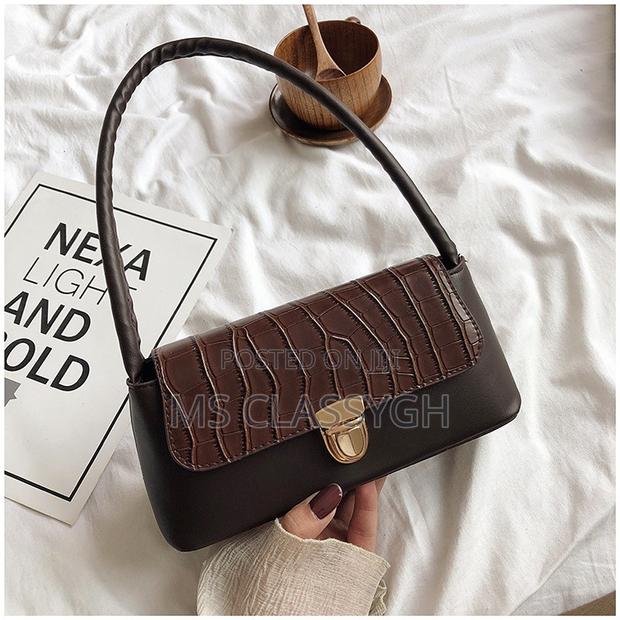 Casual Lady Underarm Handbag Stone Pattern Shoulder Bag Lady · Photo 3