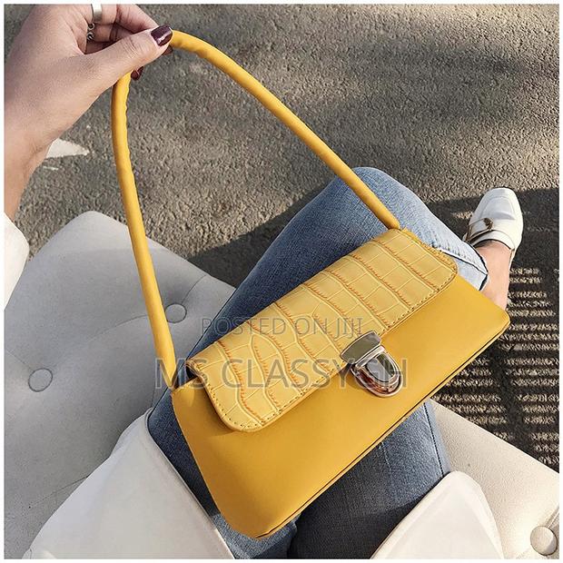 Casual Lady Underarm Handbag Stone Pattern Shoulder Bag Lady · Photo 5