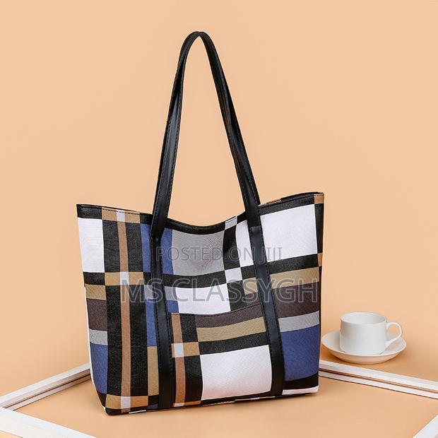 Casual Large Capacity Handbag Totes for Women Big Size Pu Le · Photo 2