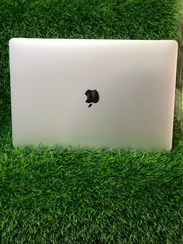Laptop Apple MacBook 2016 16GB Intel Core i7 SSD 512GB · Photo 4