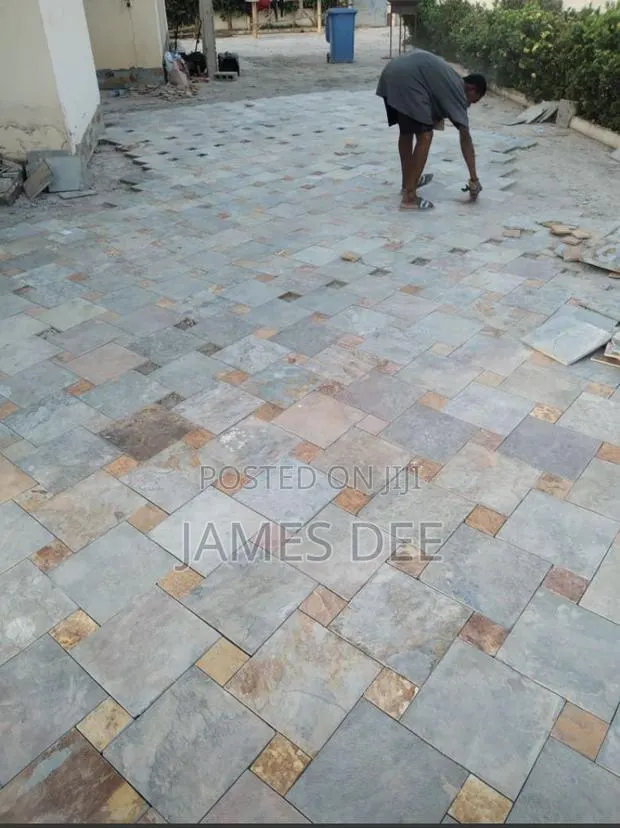 Takwa Cut Stones · Photo 1