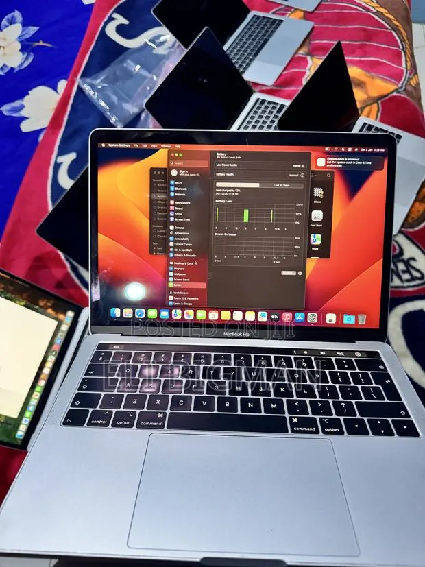 Laptop Apple MacBook Pro 2019 16GB Intel Core i5 SSD 250GB · Photo 1