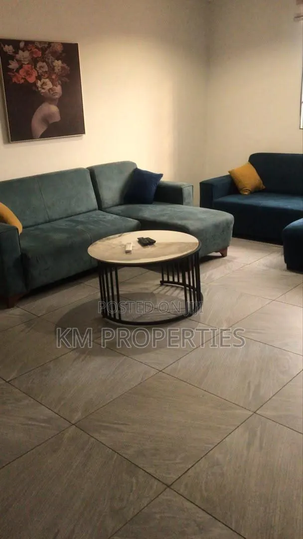 Furnished One Bed Hall at K-Boat Near Achimota Golf-Hills · Photo 1