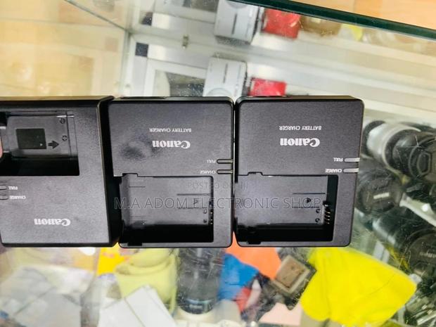 Brand New Canon Charger for All Kind of Canon Digital Camera · Photo 1