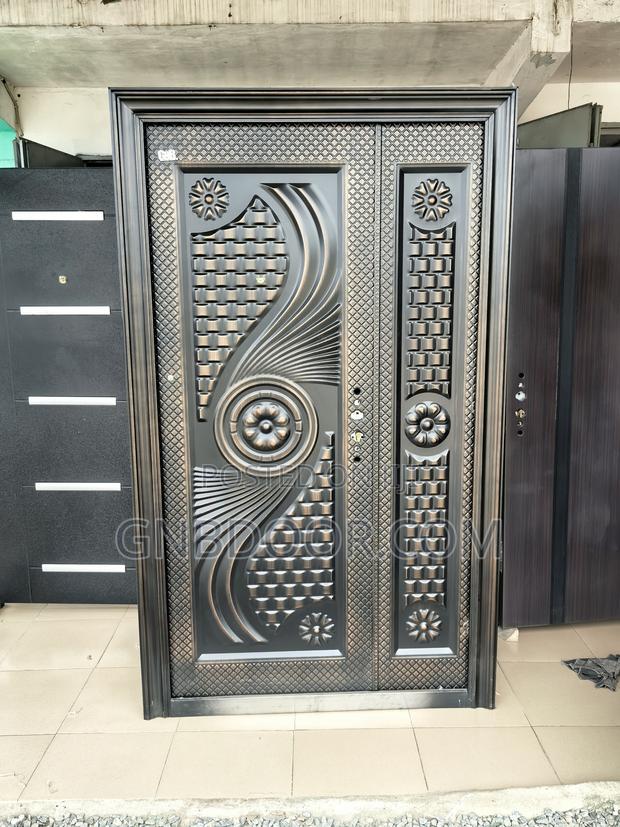 Gc-04 Anti Rust One Half Security Door Turkey Door · Photo 1