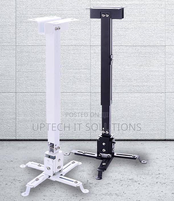 Projector Celling Mount Universal · Photo 1