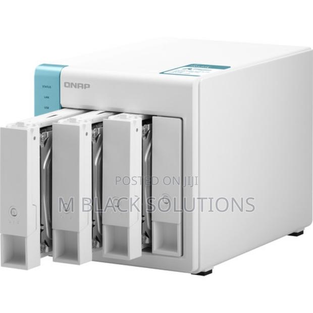Qnap Ts - 4 Bay Nas Enclosure · Photo 3