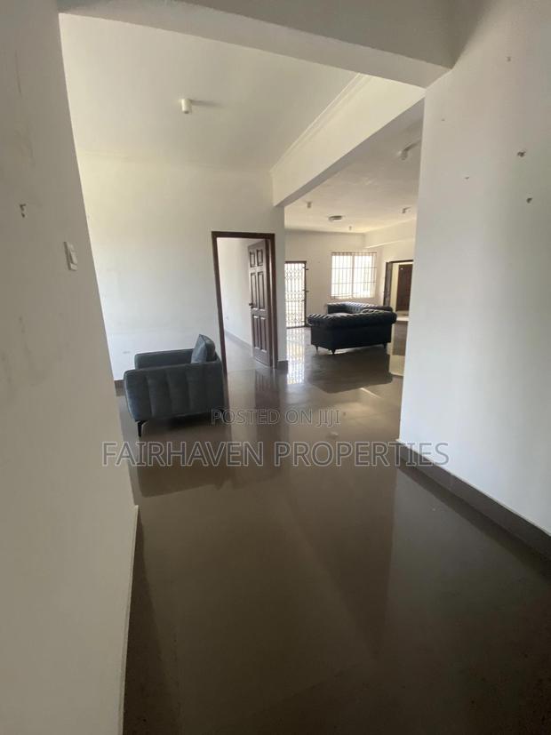 3bdrm Apartment in Cantonment, Cantonments for rent · Photo 8