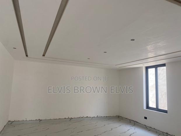 4bdrm House in Botwe School for sale · Photo 3