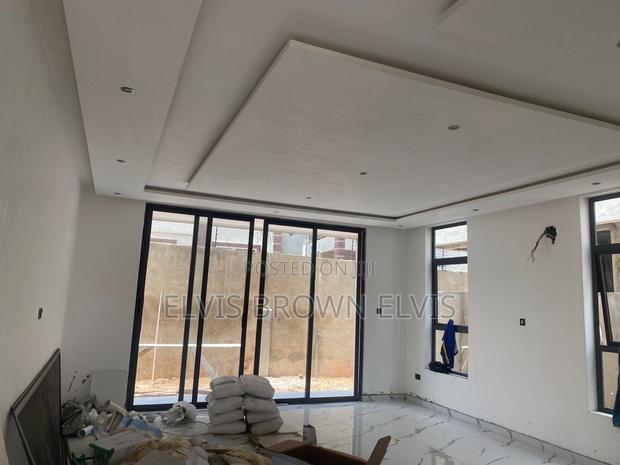 4bdrm House in Botwe School for sale · Photo 7