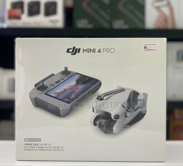 Dji Mini 4 Pro Fly More Combo Rc-N2 Controls · Photo 1