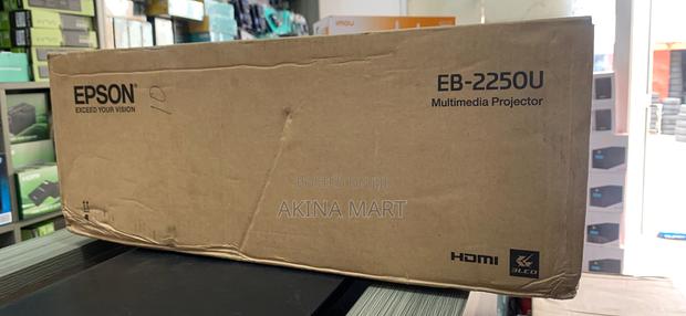 Epson Projector 2250U 5000lumen WUXGA · Photo 1