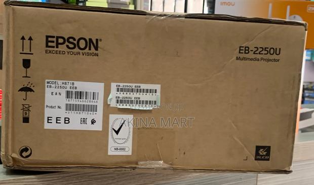 Epson Projector 2250U 5000lumen WUXGA · Photo 2