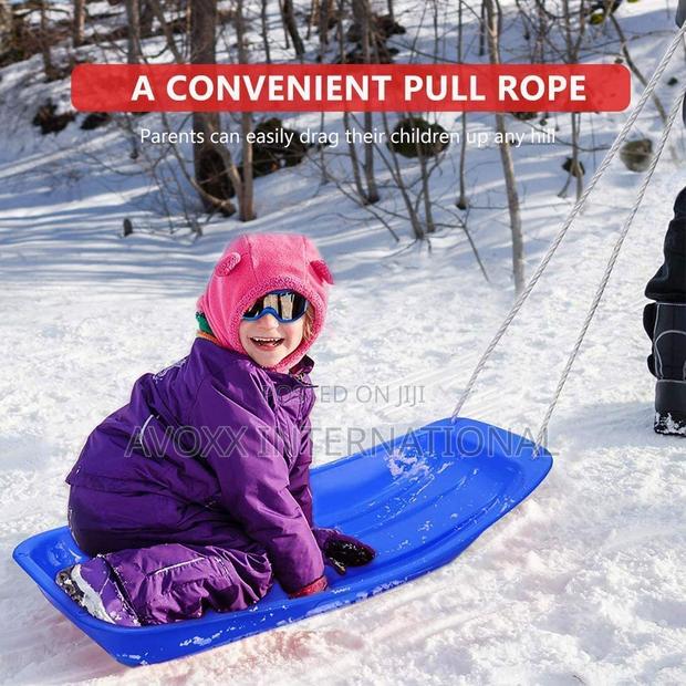 Saucer Sled , Plastic Snow Sled For Kids Adults - 4 Pieces · Photo 5