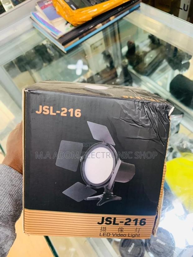 Durable and Affordable JSL-216 Led Video Light. · Photo 1