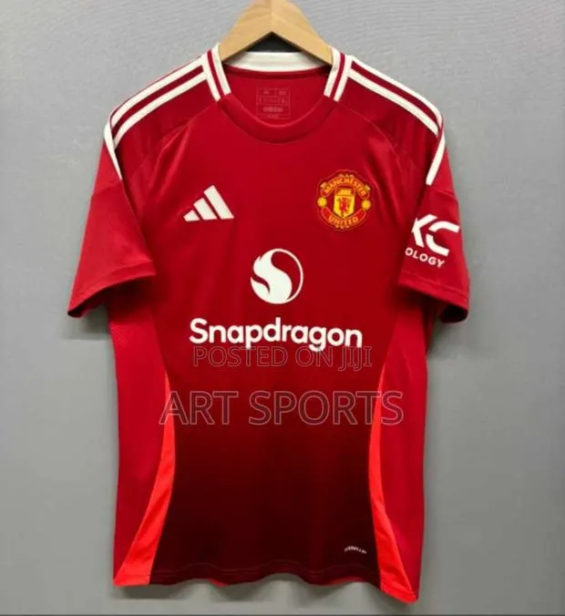 24/25 Manchester United Home Jersey · Photo 1