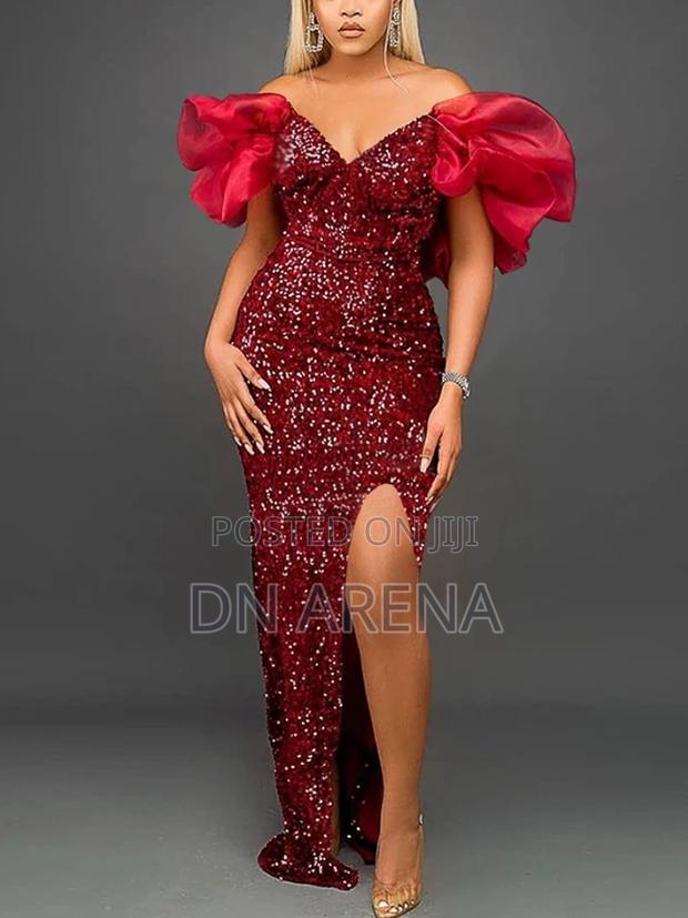 Elegant Evening Squin Dress · Photo 1