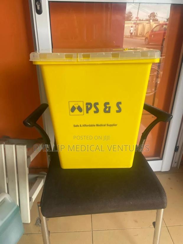 Sharp Container · Photo 1