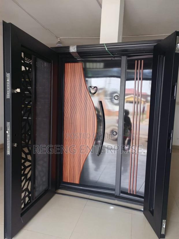 Modern Turkish Door in Door With Accessories. · Photo 1