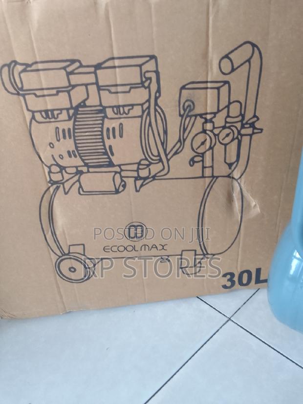 Ecoolmax Air Compressor 30l · Photo 2