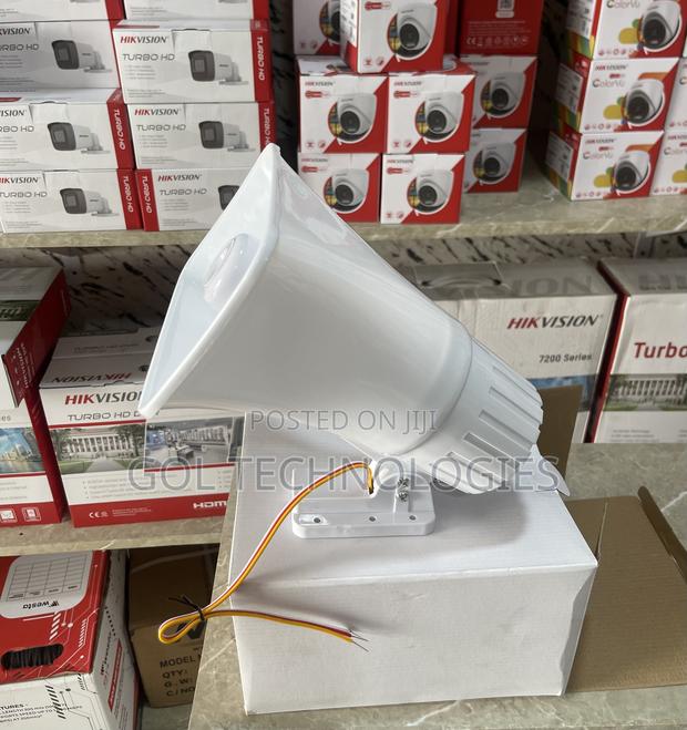 30 Watt Siren or Sounder 2 Tone Indoor/Outdoor · Photo 1