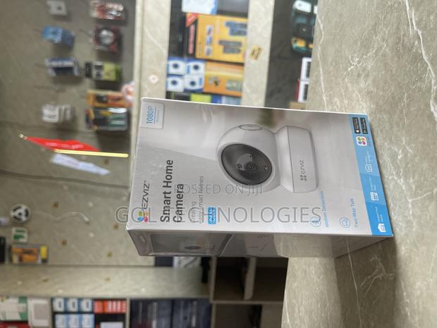 Smart Wi-Fi Pan Tilt Camera EZVIZ · Photo 4