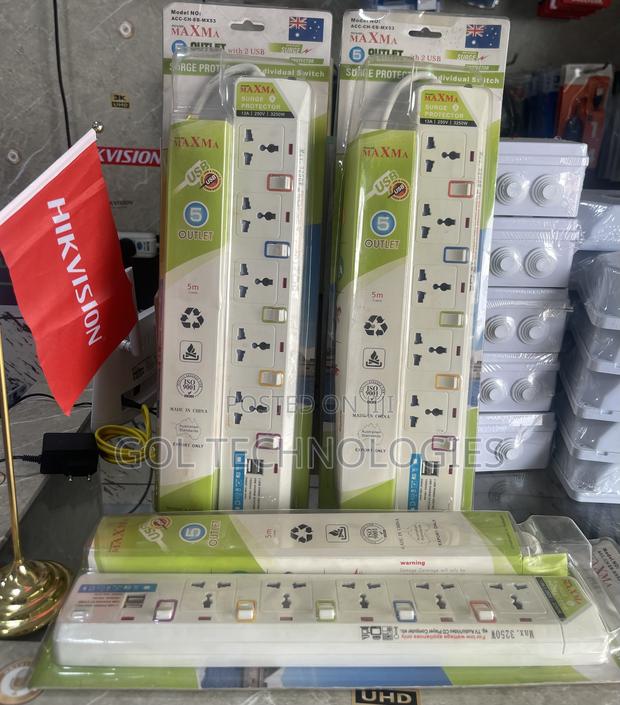 5way Maxma Extension Board 5meters 5 Outlet With 2 Port USB · Photo 2