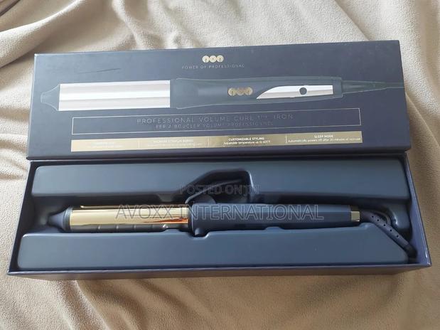Power of Professional 1 1/4” Curling Iron Premium Titanium · Photo 1