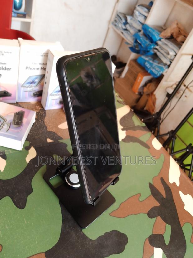Desktop Phone Holders · Photo 3