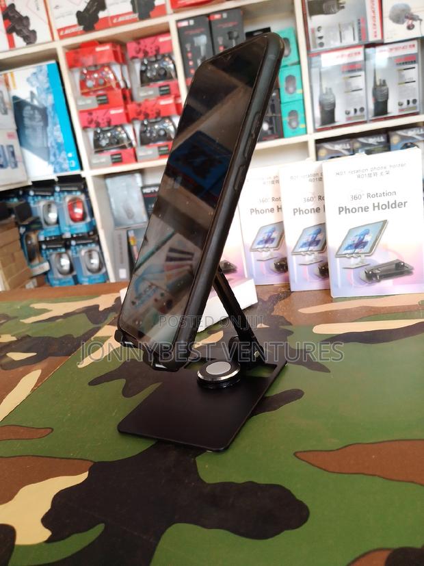 Desktop Phone Holders · Photo 4