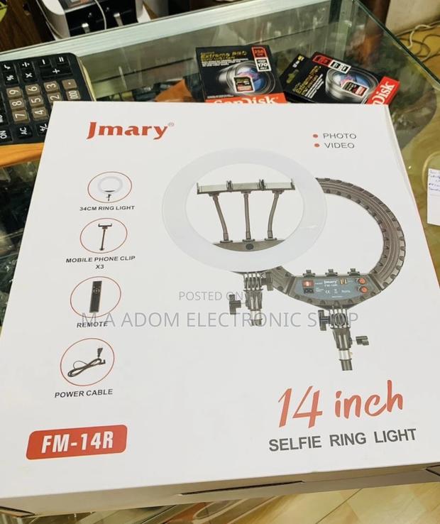 Energy Saving Jmary 14” Photo and Video Selfie Ringlight. · Photo 1