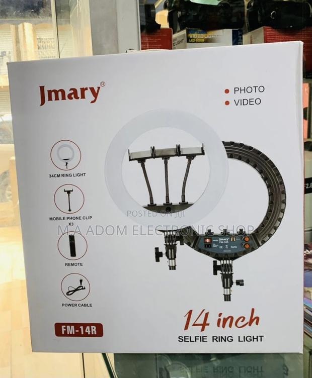 Sleek Design Jmary 14 Inch Photo and Video Selfie Ringlight. · Photo 1