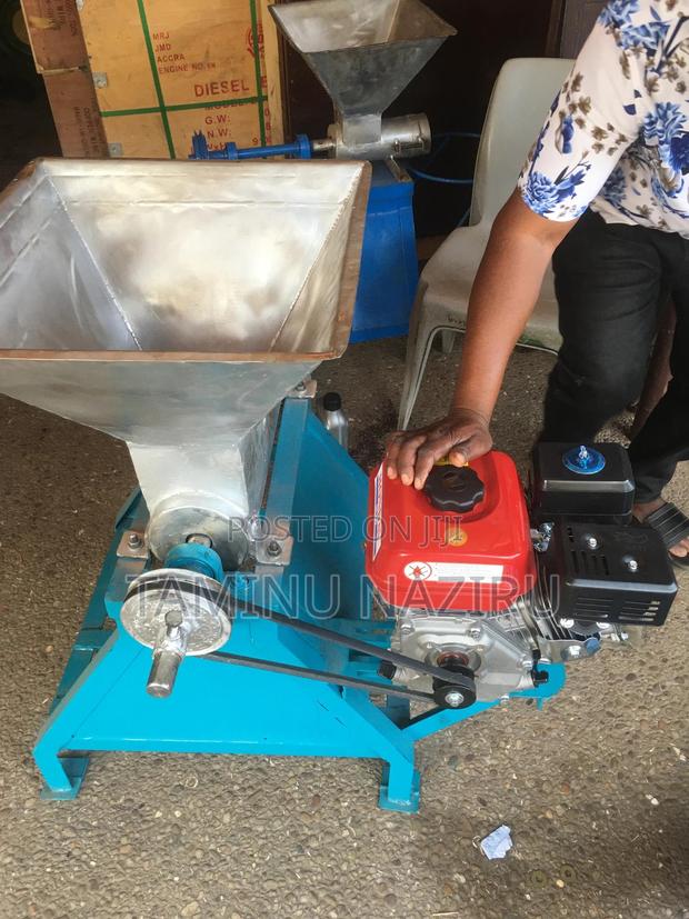 Palm Nut Fiber Separator Machine: · Photo 6