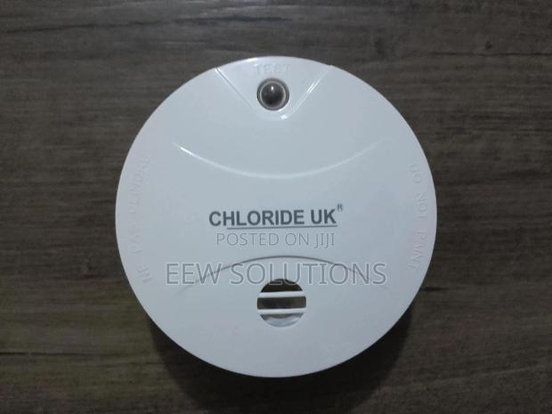 Battery Smoke Alarm (Chloride Uk Brand) · Photo 2