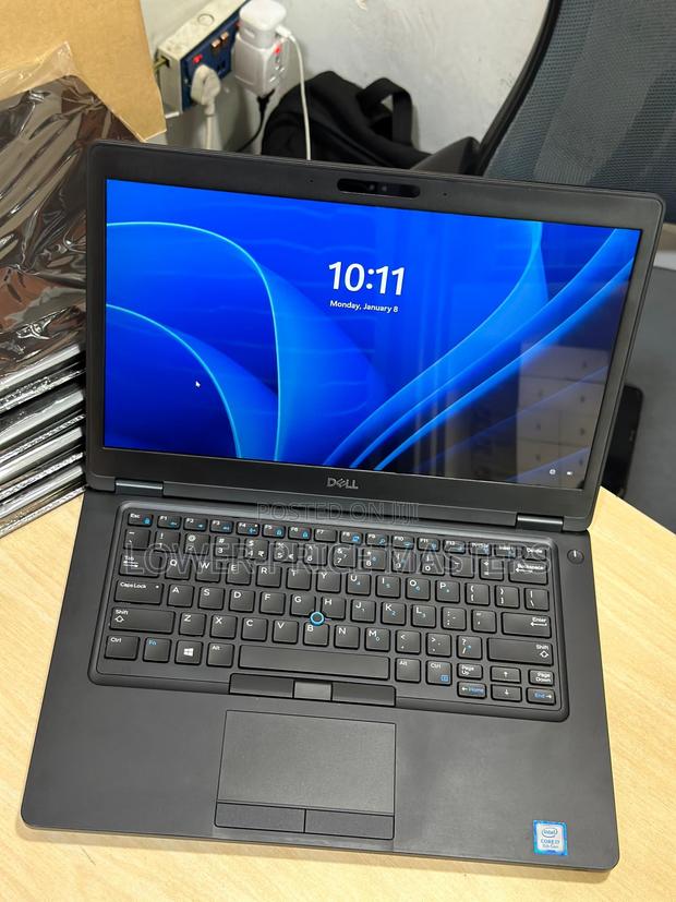 New Laptop Dell Latitude 5491 16GB Intel Core I7 SSD 512GB · Photo 1