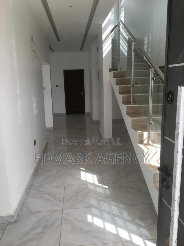 4bdrm House in Achimota Mall for sale · Photo 6