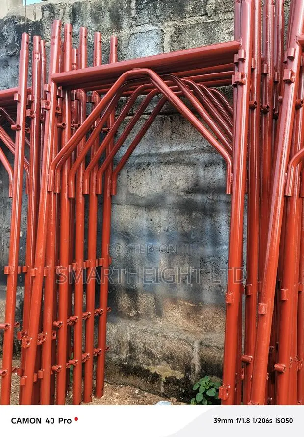 H- Frame Italian Scaffold · Photo 1