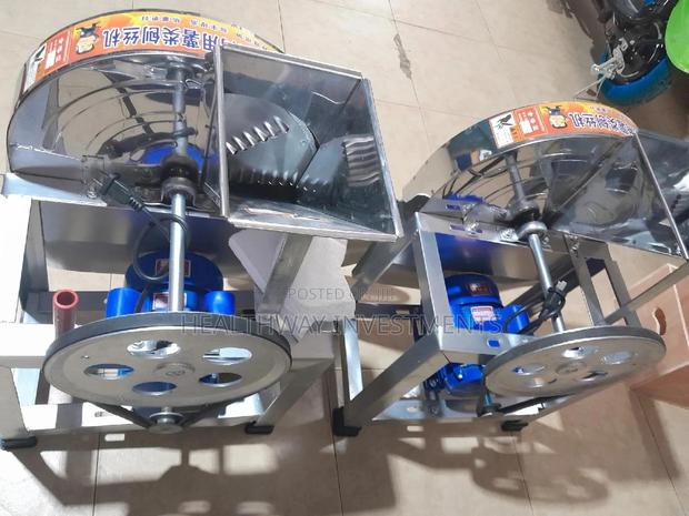 Cassava Slicer And Vegetable Shredder. · Photo 3