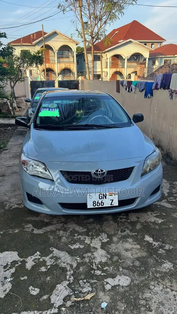 Toyota Corolla 2009 Gray · Photo 1