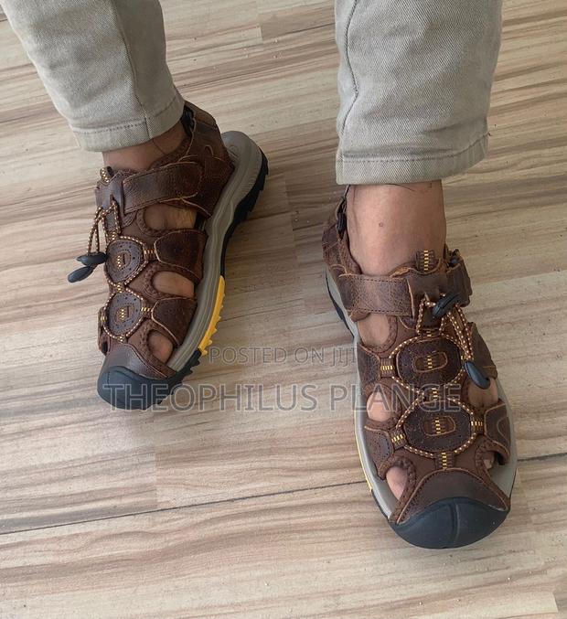 Comfortable Casual Sandals · Photo 2