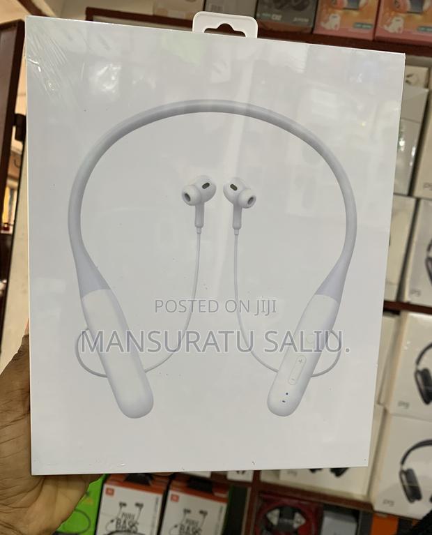 Original Sports Neck Hanging Headphones · Photo 1