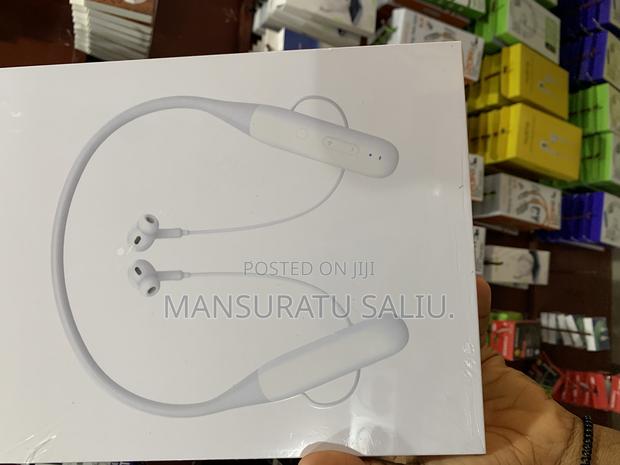 Original Sports Neck Hanging Headphones · Photo 2